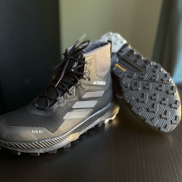 Terrex Women Rain.Rdy Hiking Sneakers - Picture 3 of 8